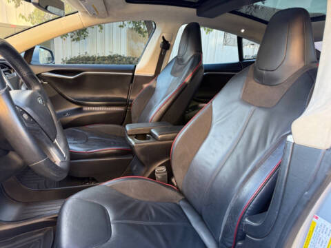 2013 Tesla Model S Performance