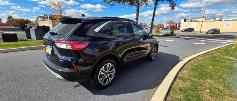 2021 Ford Escape SEL