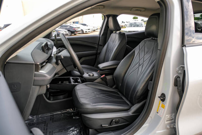 2023 Ford Mustang Mach-E Select