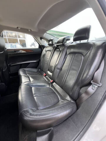 2014 Lincoln MKZ Hybrid