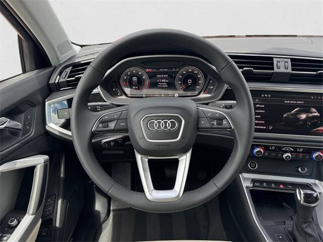 2025 Audi Q3 quattro S line Prem Plus 45 TFSI