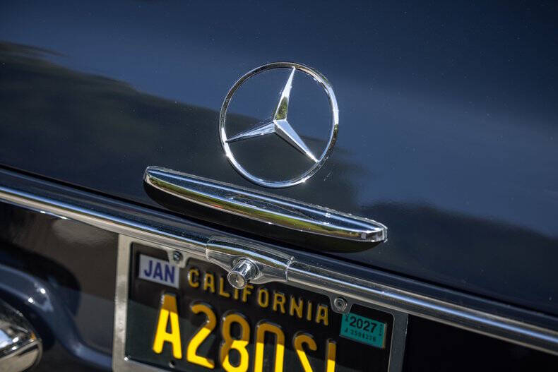1969 Mercedes-Benz 280-Class