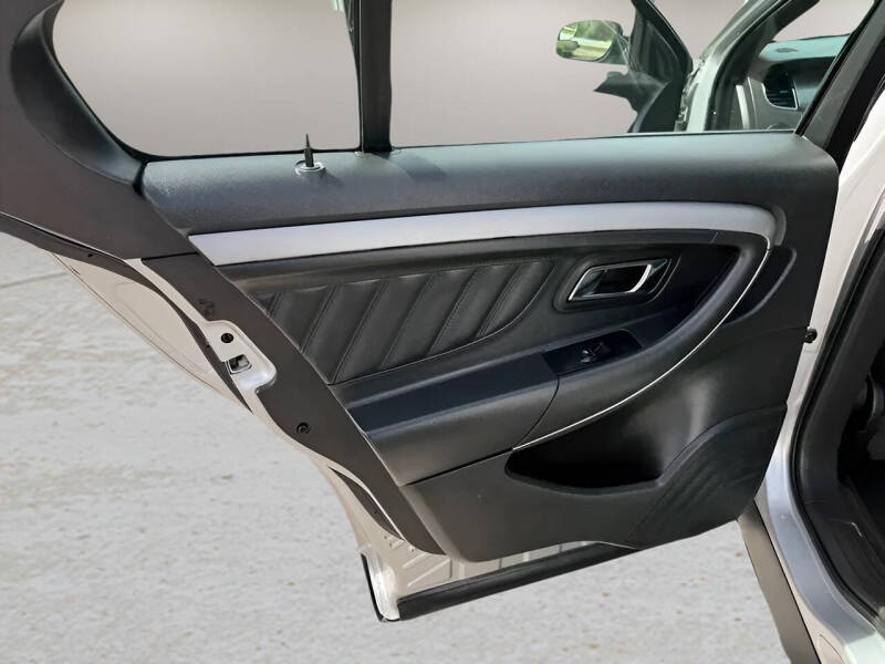 2014 Ford Taurus SEL