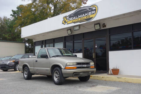 2000 Chevrolet S-10 LS