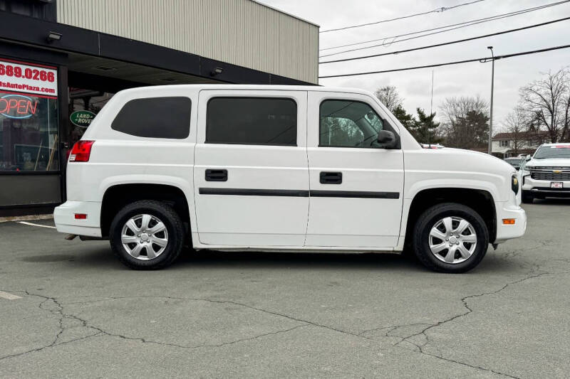 2016 AM General MV-1