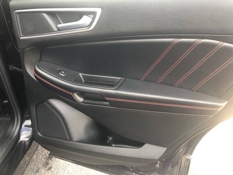 2022 Ford Edge ST-Line