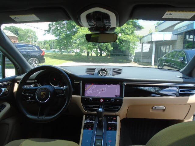 2023 Porsche Macan