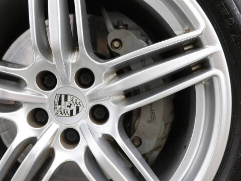 2020 Porsche Macan S