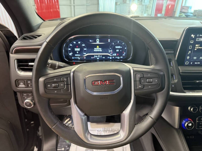 2024 GMC Yukon XL SLE