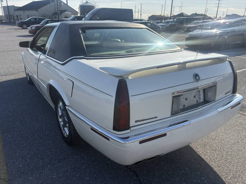 2001 Cadillac Eldorado ESC