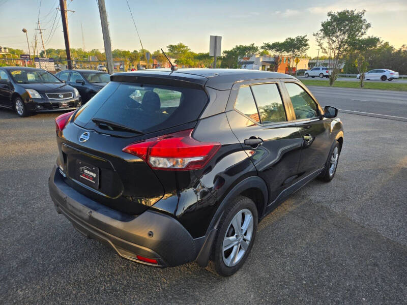 2020 Nissan Kicks S