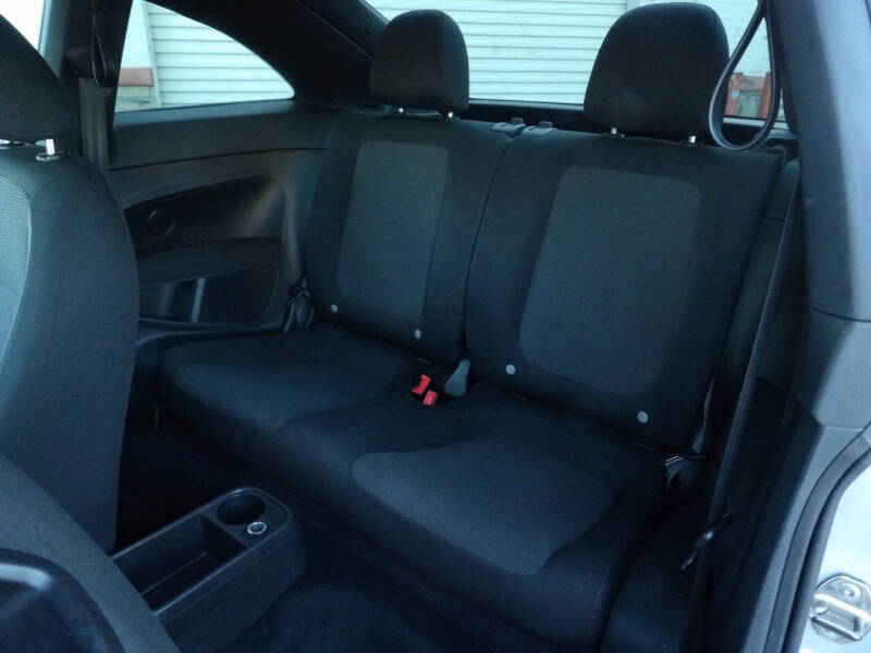 2013 Volkswagen Beetle 2.5L Entry PZEV