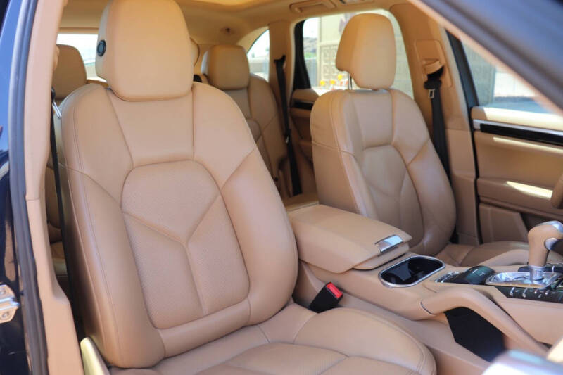2012 Porsche Cayenne S Hybrid