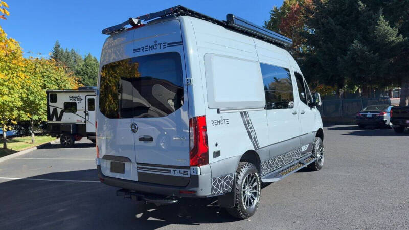 2025 Mercedes-Benz Sprinter