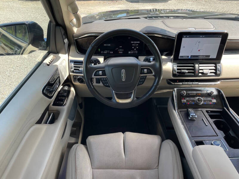 2021 Lincoln Navigator L Reserve
