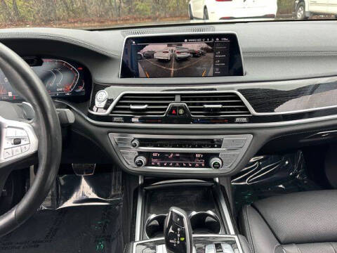 2020 BMW 7 Series 740i