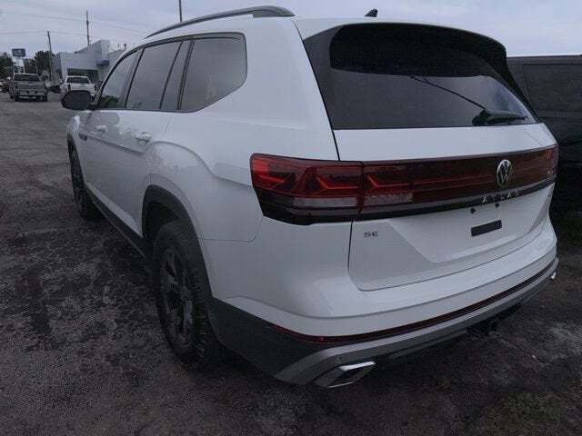 2025 Volkswagen Atlas Peak Edition 4Motion