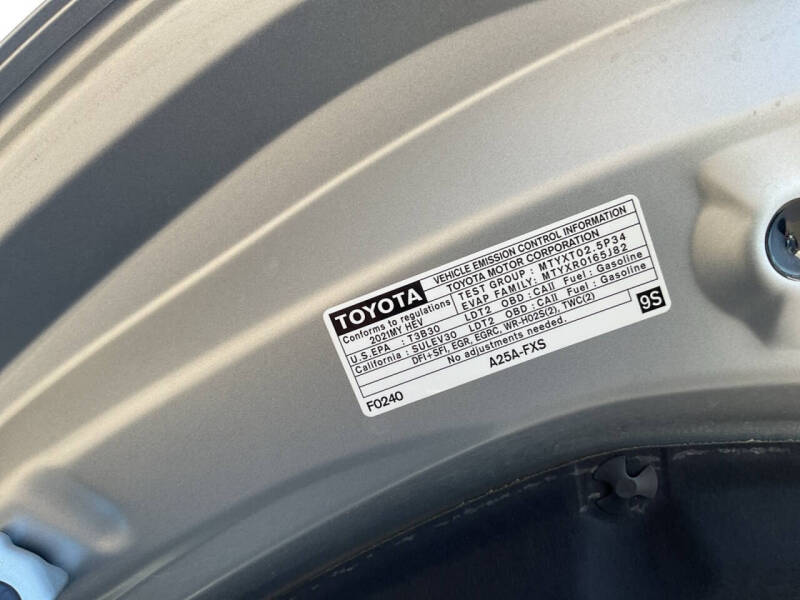 2021 Toyota Highlander Hybrid LE