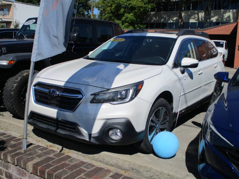 2019 Subaru Outback Limited's photo