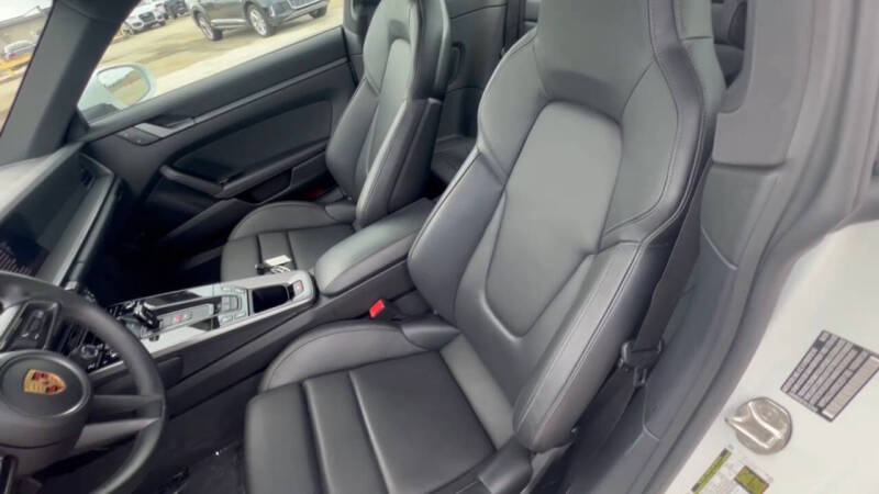 2024 Porsche 911 Carrera 4