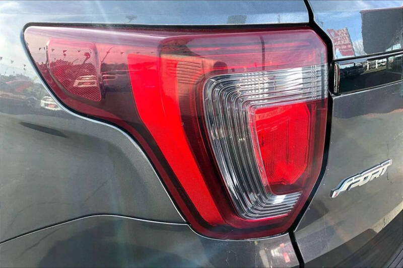 2019 Ford Explorer Sport