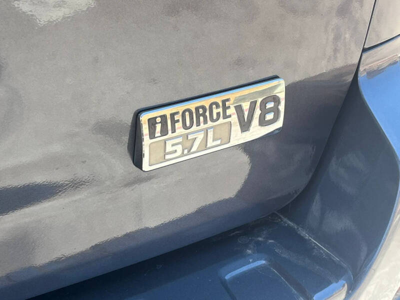2008 Toyota Sequoia SR5