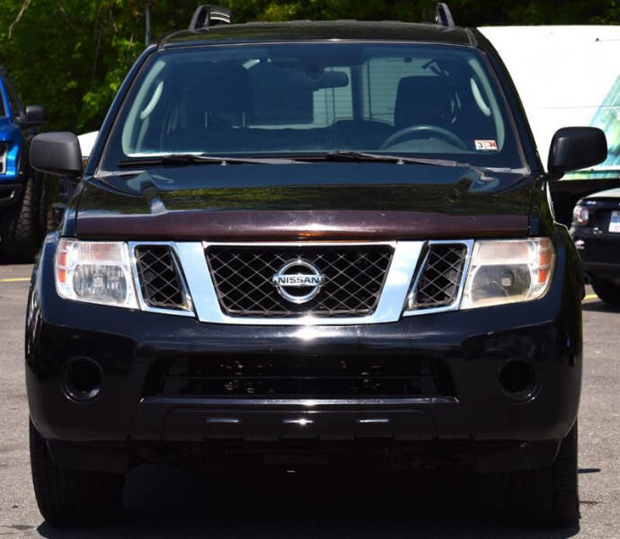 2010 Nissan Pathfinder LE