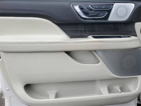 2018 Lincoln Navigator Black Label