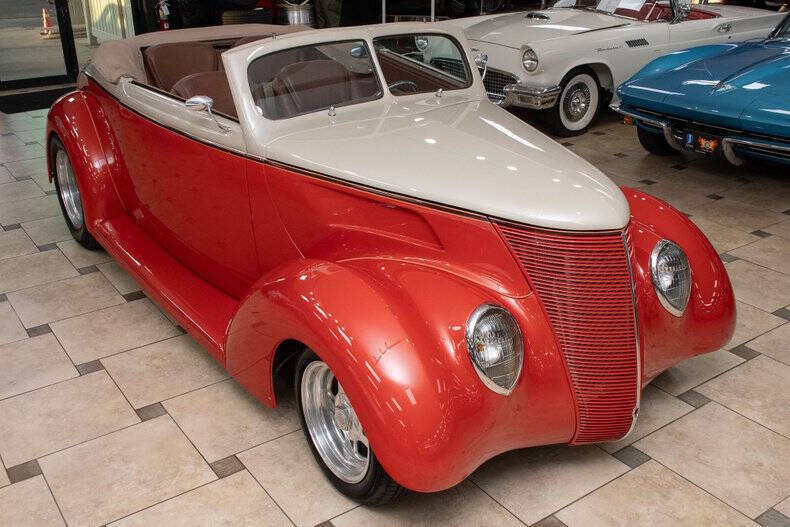 1937 Ford Cabriolet