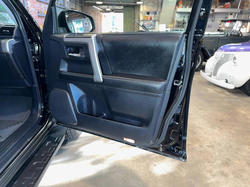 2014 Toyota 4Runner SR5