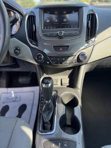 2019 Chevrolet Cruze LT