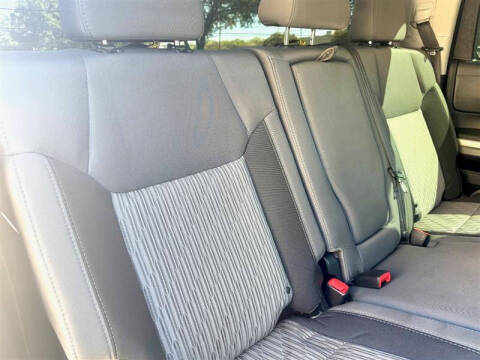 2017 Toyota Tundra SR5