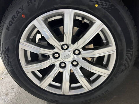 2023 Cadillac XT4 Premium Luxury