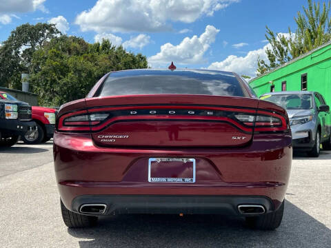 2017 Dodge Charger SXT