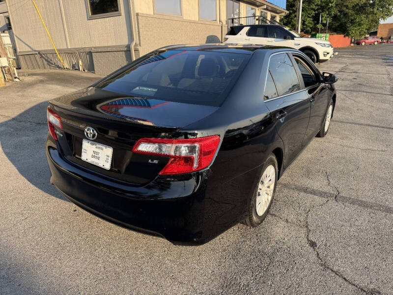 2012 Toyota Camry LE