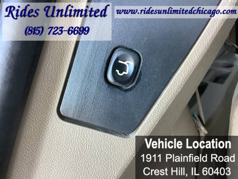 2014 Chrysler Town and Country Touring