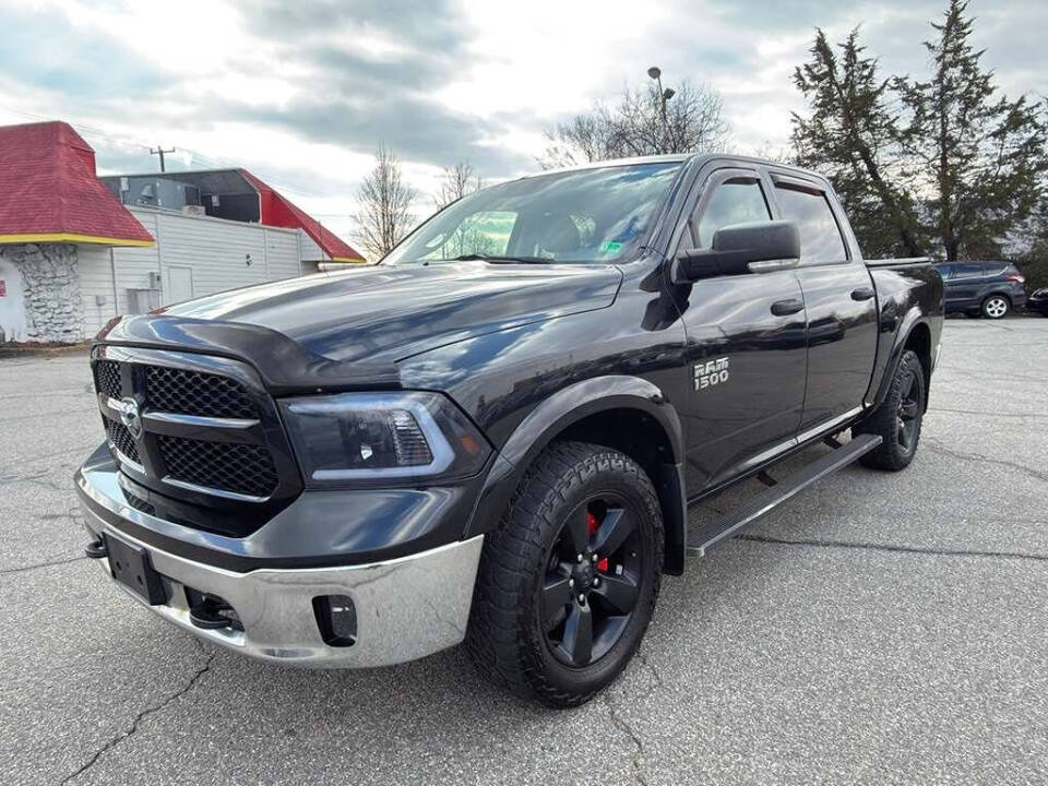 2015 RAM Ram 1500 Pickup Outdoorsman's photo