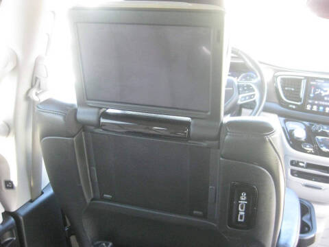 2018 Chrysler Pacifica Touring L Plus