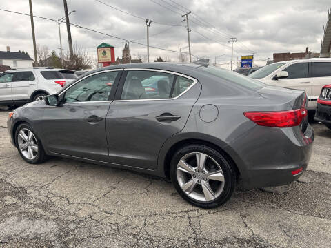 2013 Acura ILX 2.0L w/Tech