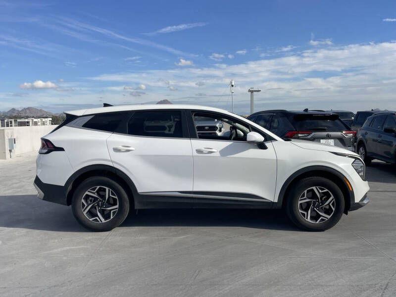 2024 Kia Sportage LX