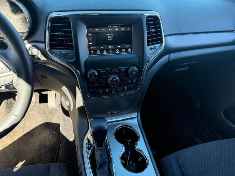 2018 Jeep Grand Cherokee Laredo