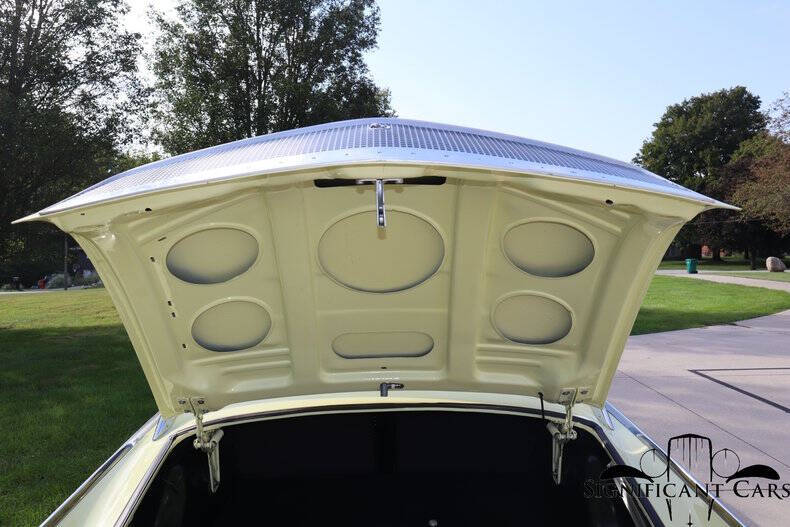 1962 Studebaker GT Hawk