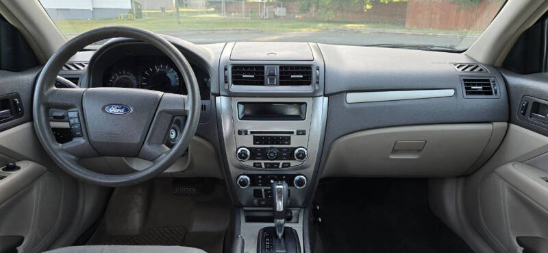 2012 Ford Fusion S