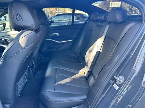 2023 BMW 3 Series 330e