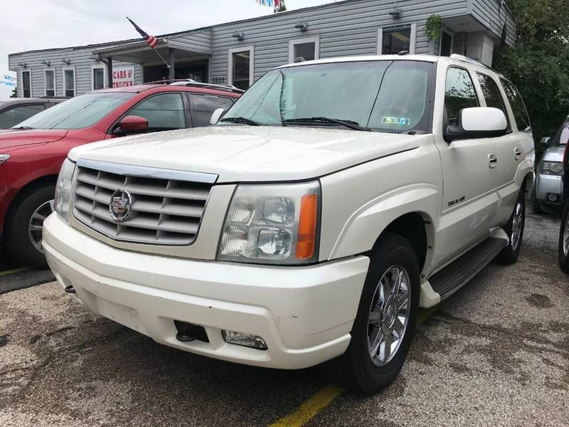 White 2004 Cadillac Escalade Base AWD 4dr SUV 1