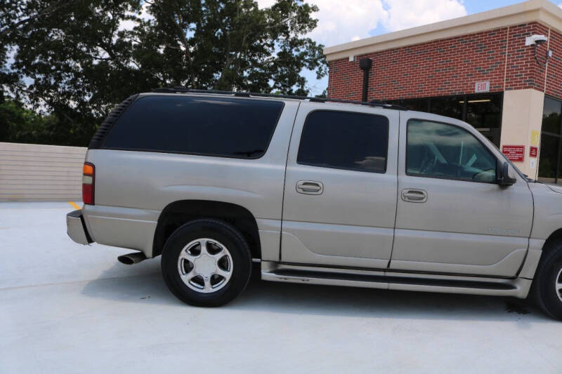 2001 GMC Yukon XL Denali