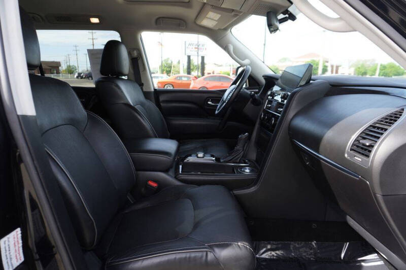 2023 Infiniti QX80 Luxe