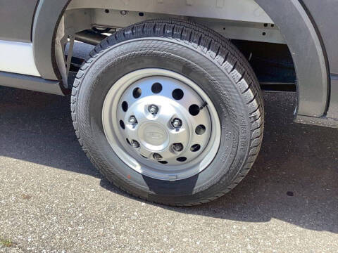 2025 Ford Transit 250