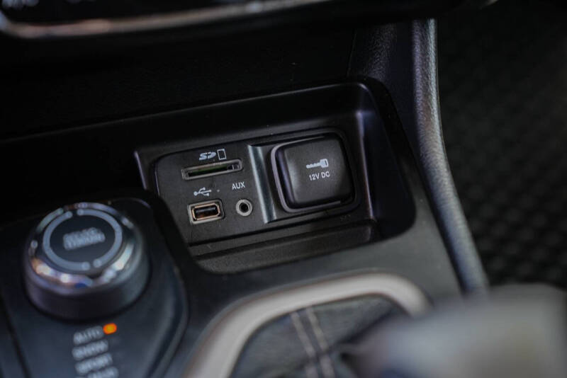 2014 Jeep Cherokee Sport