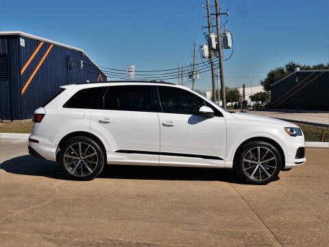 2022 Audi Q7 quattro Premium Plus 55 TFSI
